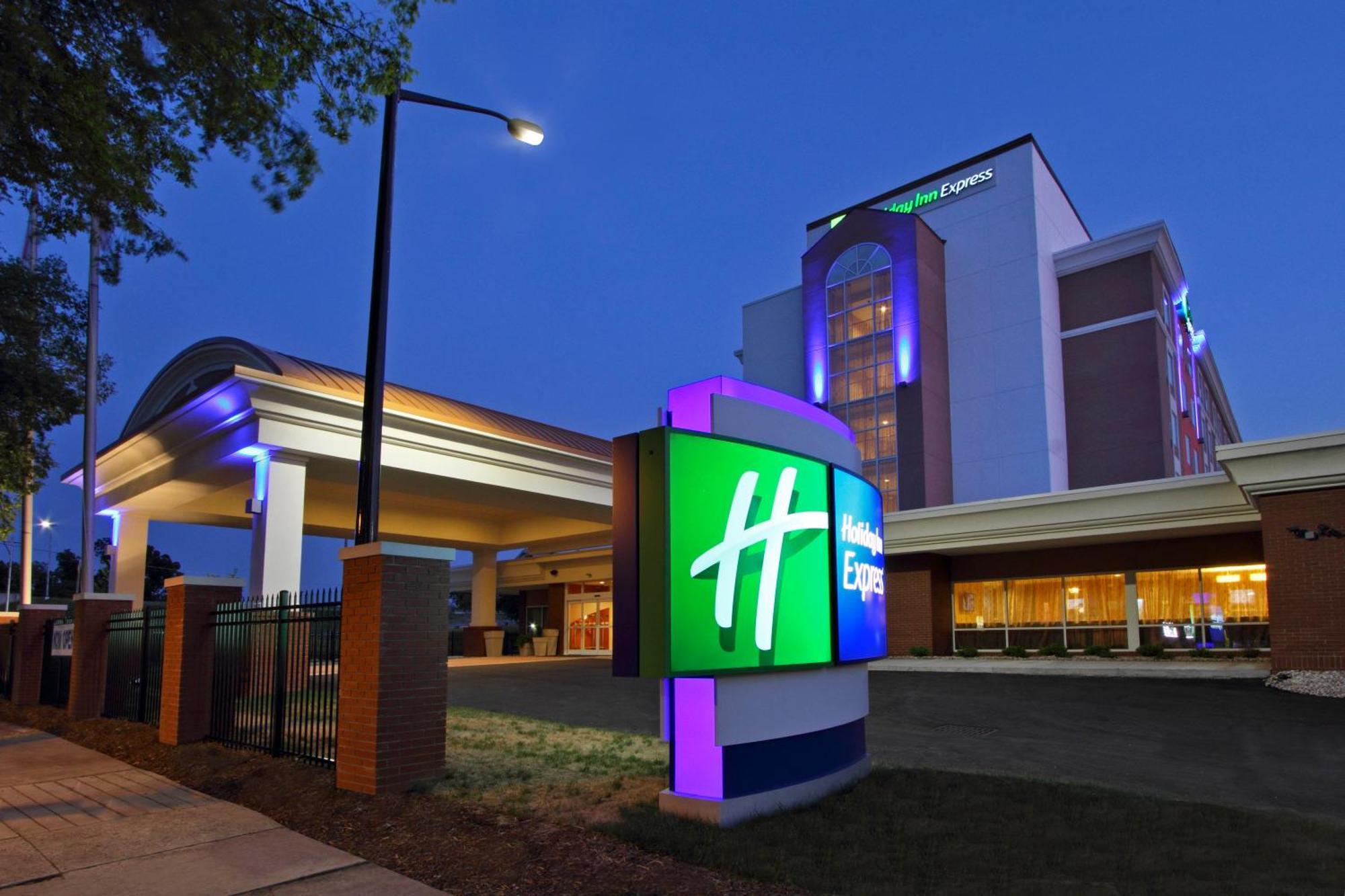 Holiday Inn Express Augusta Downtown, An Ihg Hotel Exterior foto